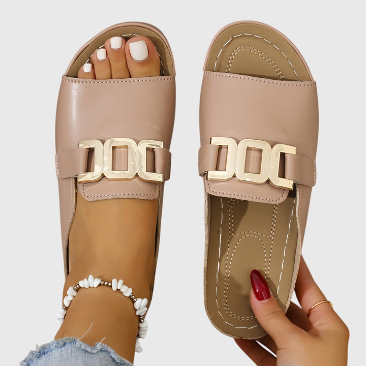 Courtney - Comfortable Buckle Sandals