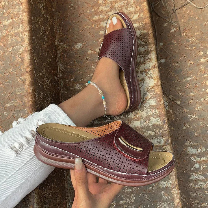 Jamie - Classic Urban Sandals