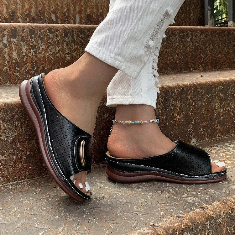 Jamie - Classic Urban Sandals