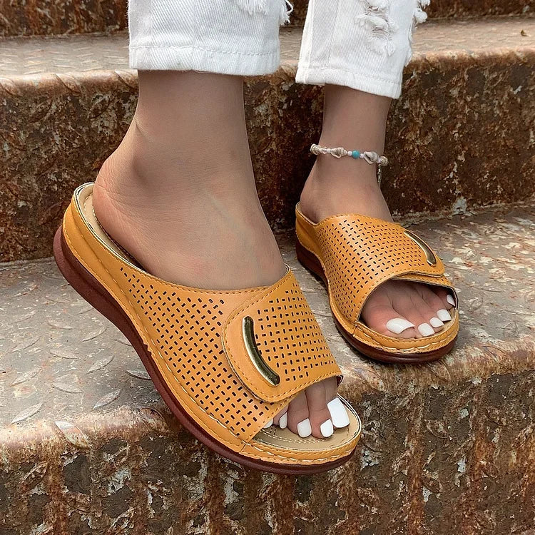 Jamie - Classic Urban Sandals
