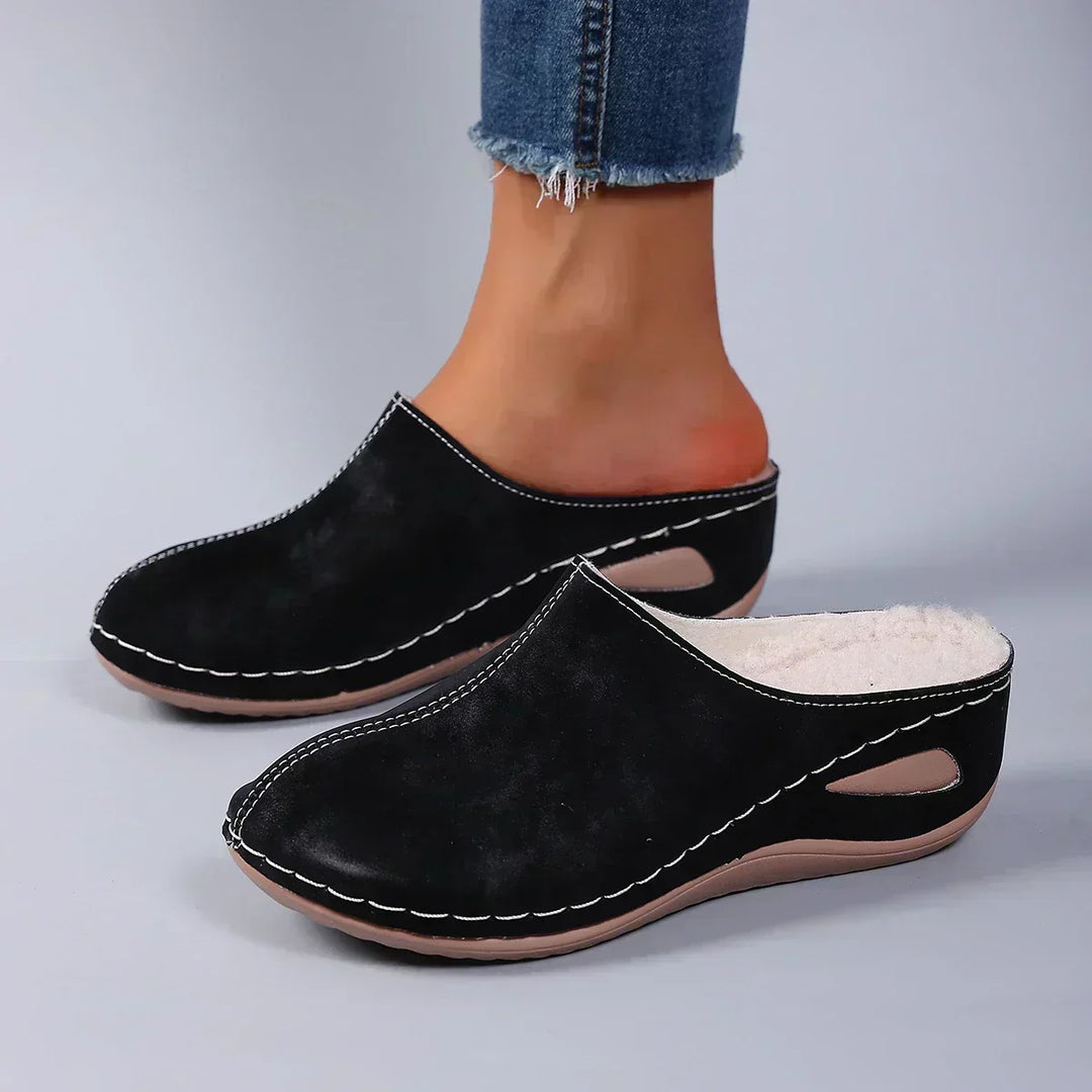 Paige - Orthopedic Slippers