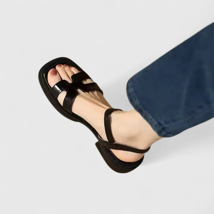Savannah - Elegant Flat Sandals